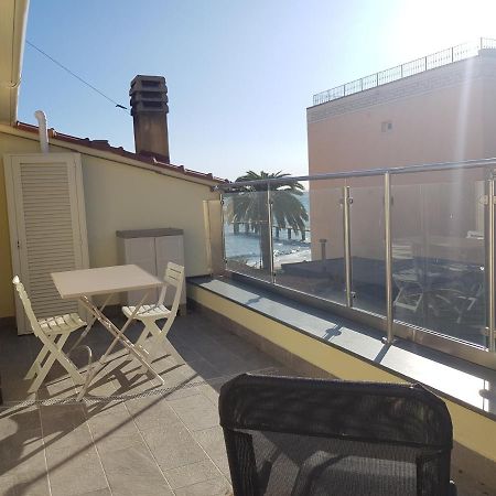 Casaviva - Casa Vacanze A Ceriale Con Terrazza Экстерьер фото